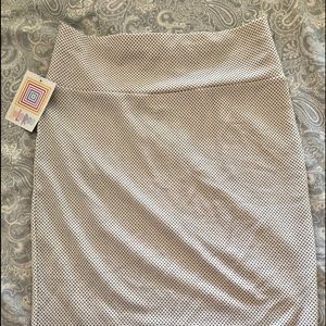 Lularoe NWT size small Cassie skirt